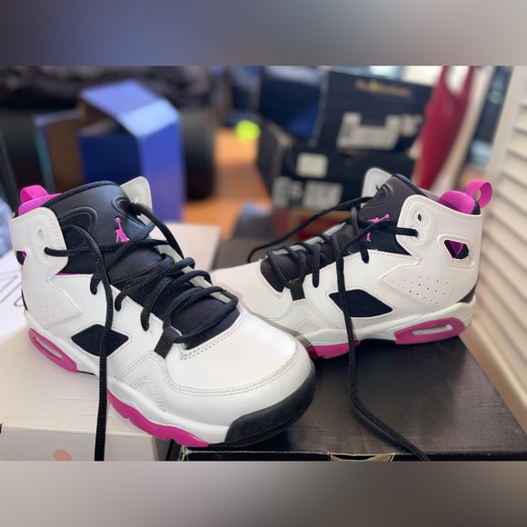 Jordan Other - Jordan Flight Club '91 GG👟💕🖤